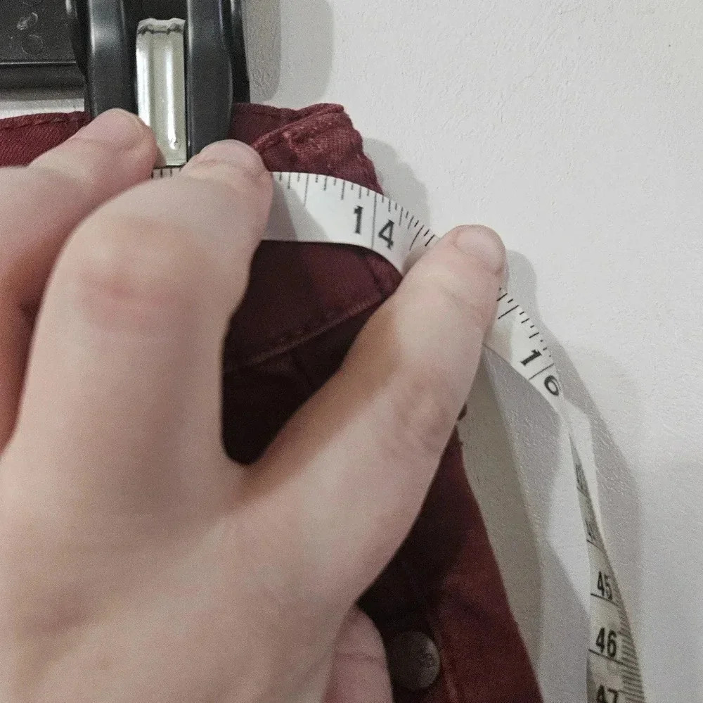 Judy blue maroon skinny jeans! - Picture 7 of 10